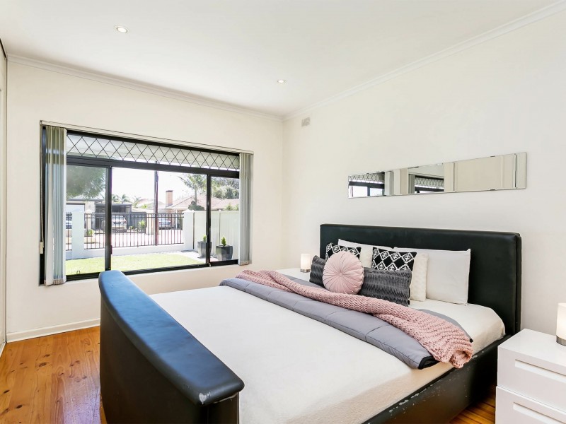 1/2a McAllan Avenue, Seaton SA 5023