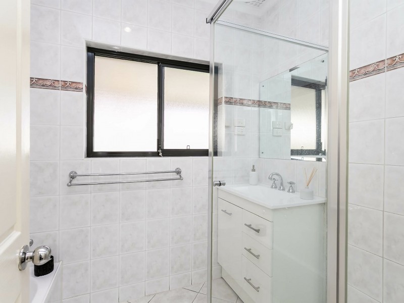 1/2a McAllan Avenue, Seaton SA 5023