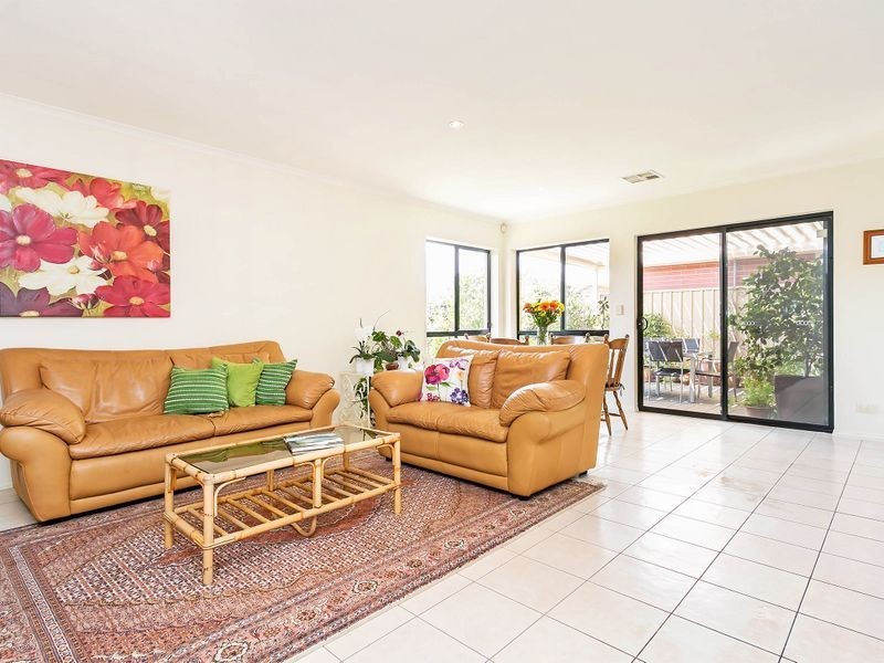 1a Winser Avenue, Seaton SA 5023