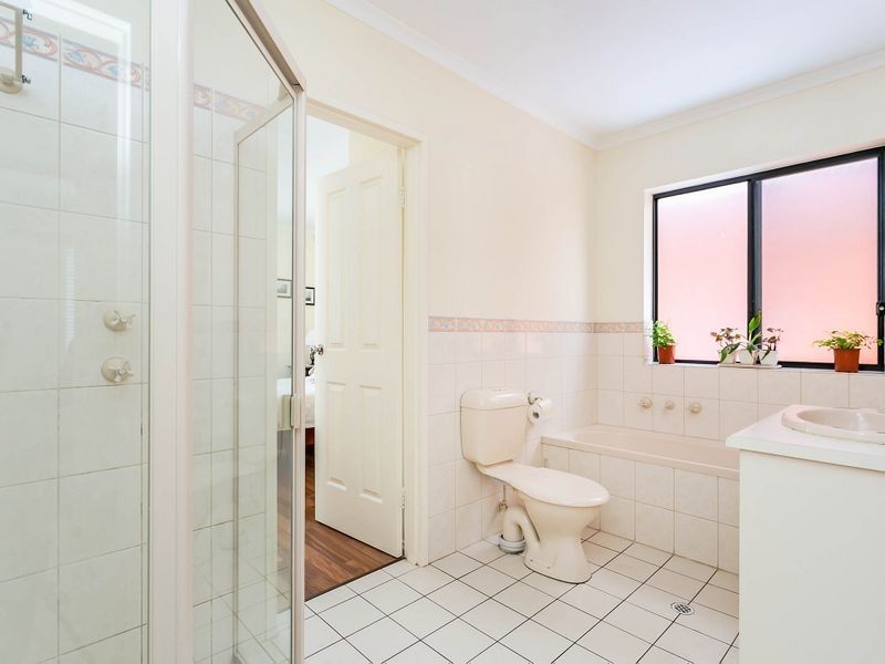 1a Winser Avenue, Seaton SA 5023