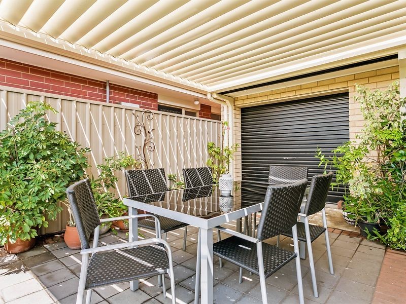 1a Winser Avenue, Seaton SA 5023