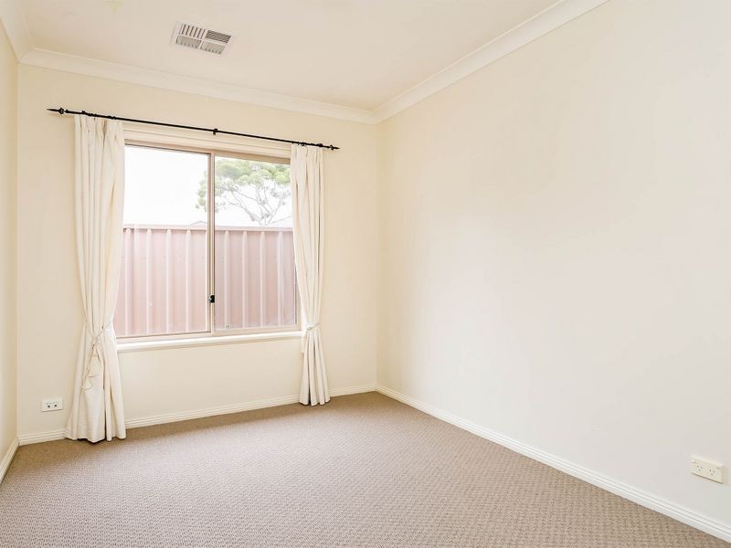 3 South Parade, Seaton SA 5023