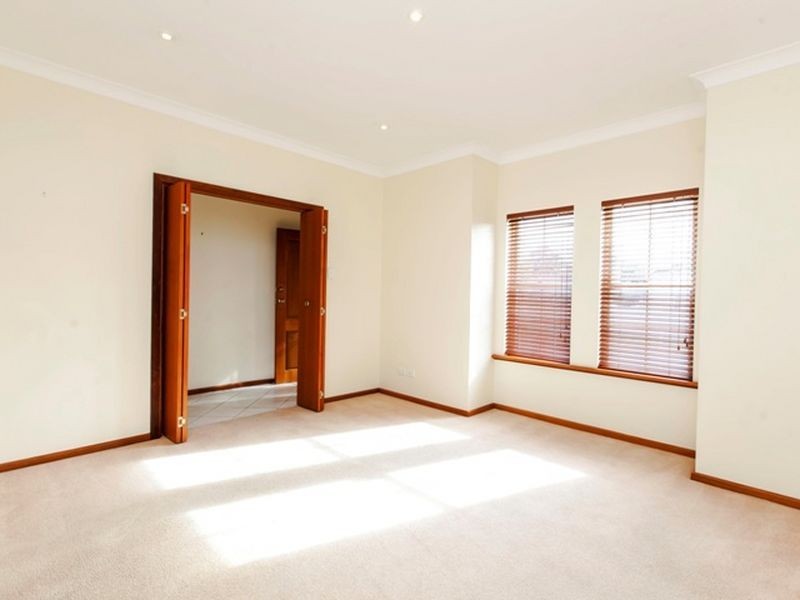 13 Kingborn Avenue, Seaton SA 5023