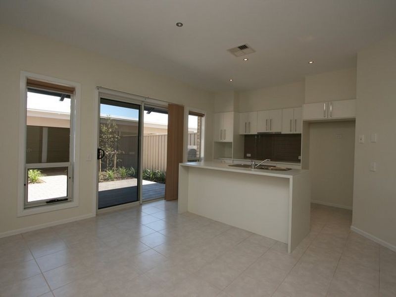 30 Amos Way, Royal Park SA 5014