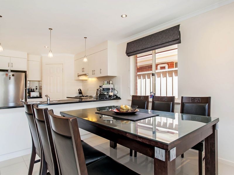 2 Cameron Avenue, Findon SA 5023