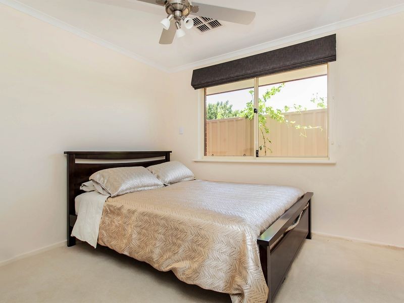 2 Cameron Avenue, Findon SA 5023