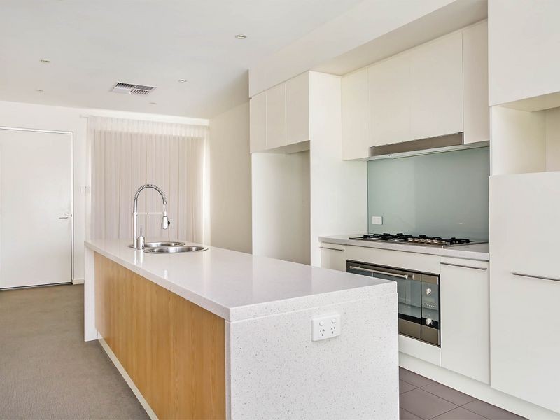 7 Tarni Court, New Port SA 5015