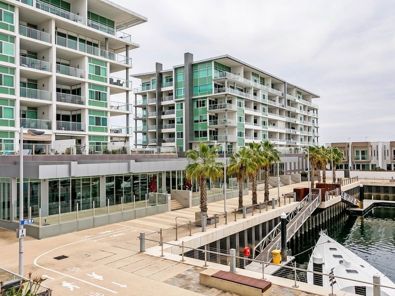 7 Tarni Court, New Port SA 5015