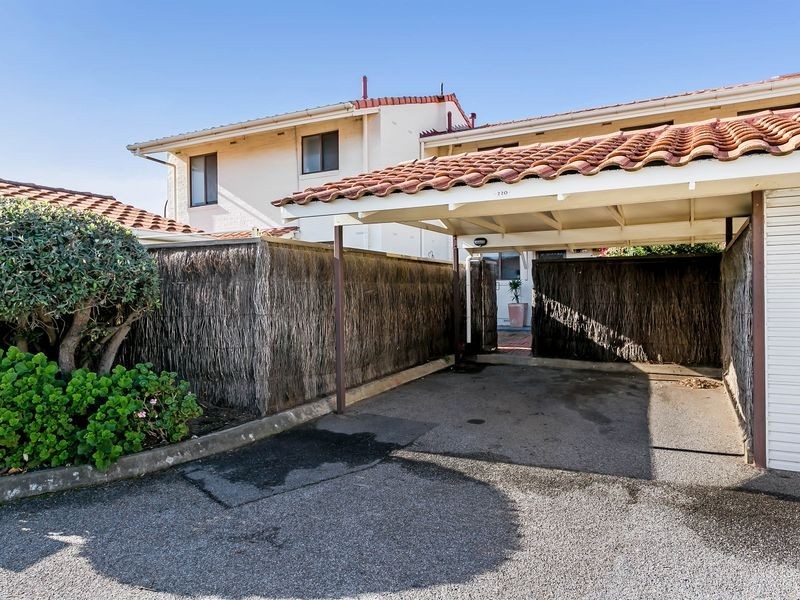 220 Sportsman Drive, West Lakes SA 5021