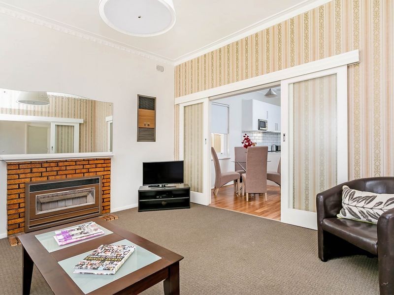 4 Lothian Avenue, Seaton SA 5023