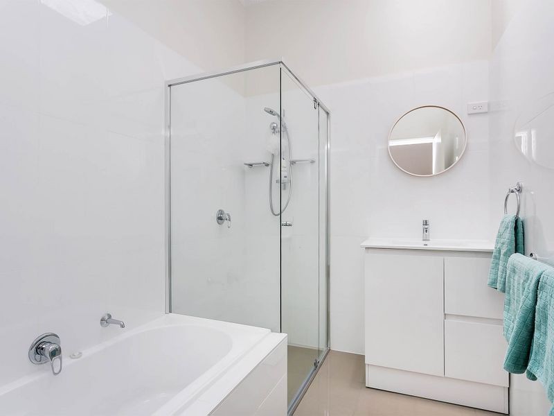 4 Lothian Avenue, Seaton SA 5023