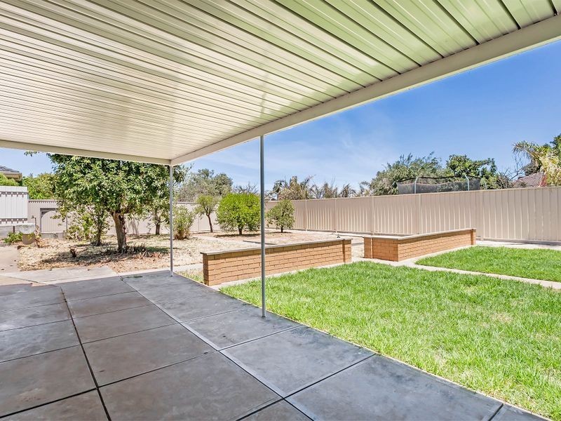 4 Lothian Avenue, Seaton SA 5023