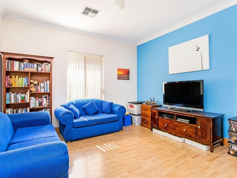 13 Ballater Avenue, Seaton SA 5023