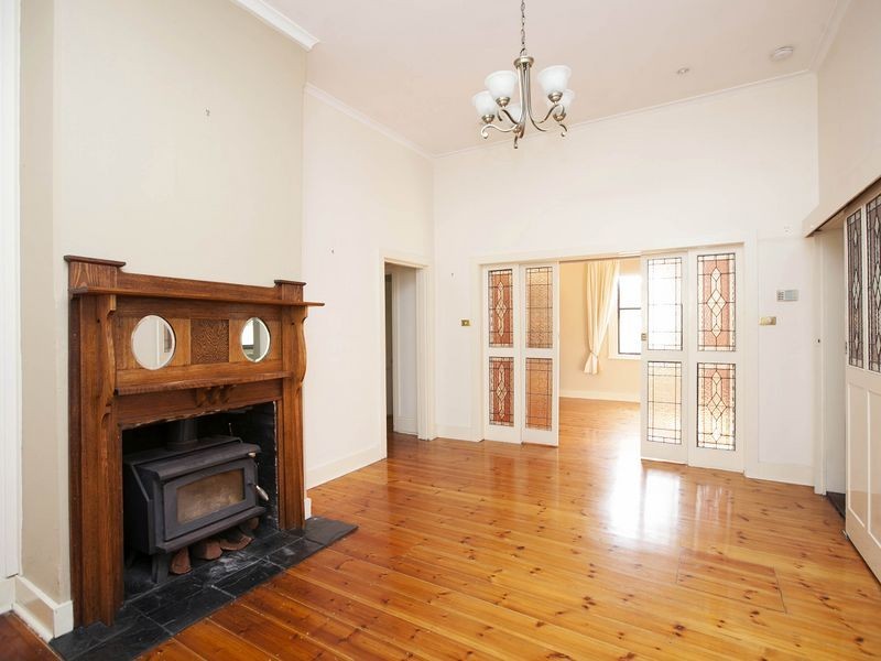 98 Langham Place, Port Adelaide SA 5015