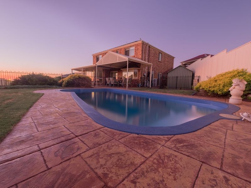 5 Frances Court, Blakeview SA 5114