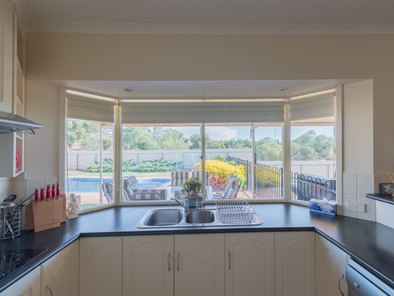5 Frances Court, Blakeview SA 5114