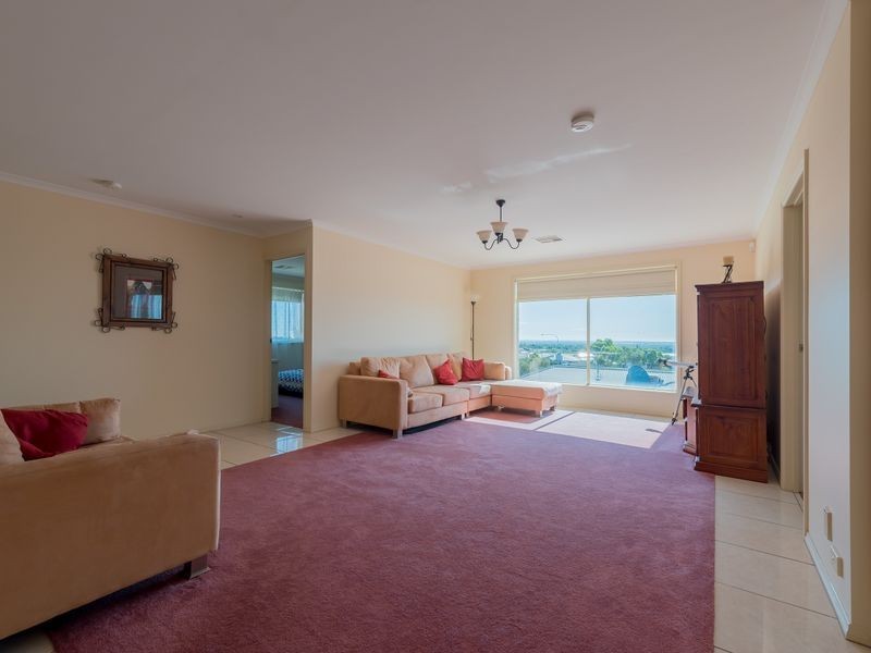 5 Frances Court, Blakeview SA 5114