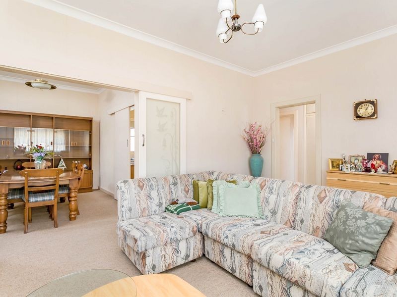 16 Andrew Street, Hendon SA 5014