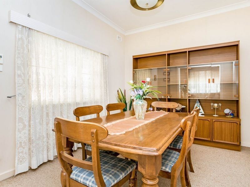 16 Andrew Street, Hendon SA 5014