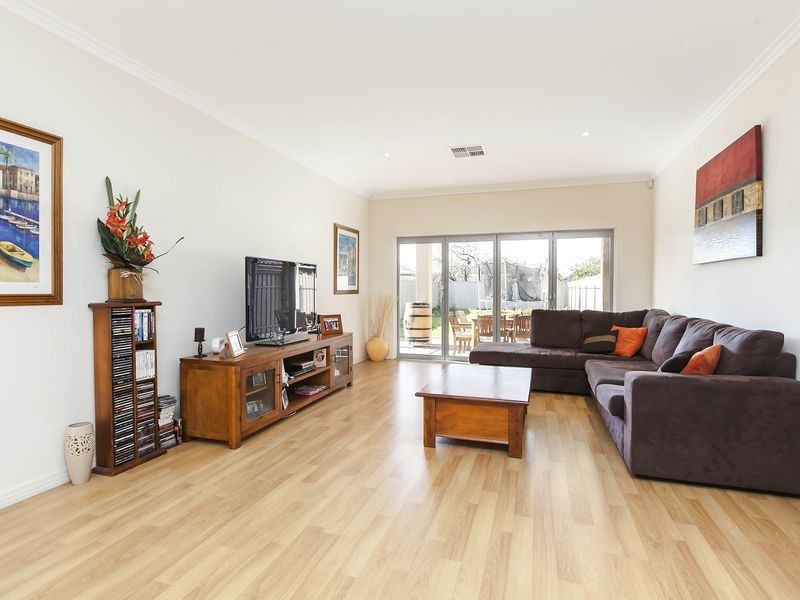 3a Captain Cook Avenue, Flinders Park SA 5025