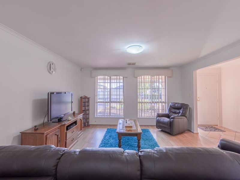 15 Legend Avenue, Walkley Heights SA 5098