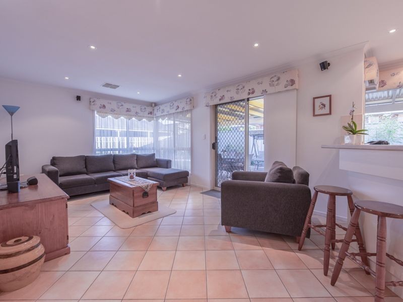 15 Legend Avenue, Walkley Heights SA 5098