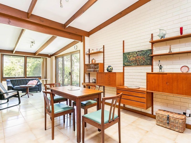 25 Lochside Drive, West Lakes SA 5021