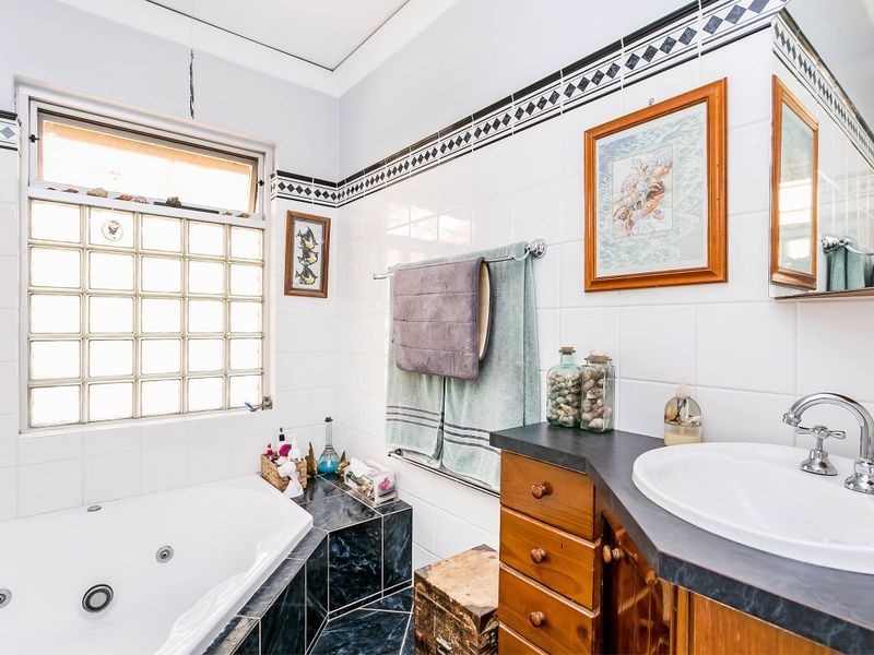 10 Pudney Street, Seaton SA 5023