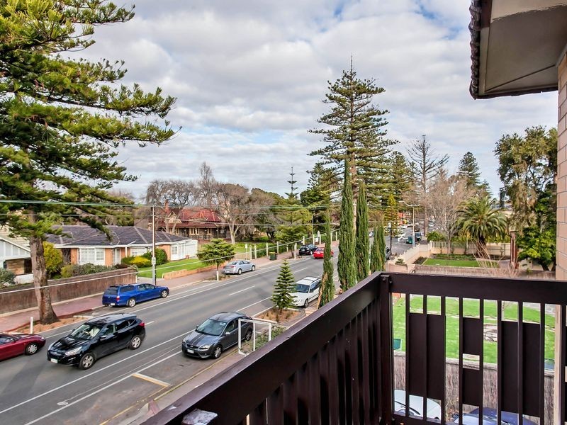 7/25 Partridge Street, Glenelg SA 5045