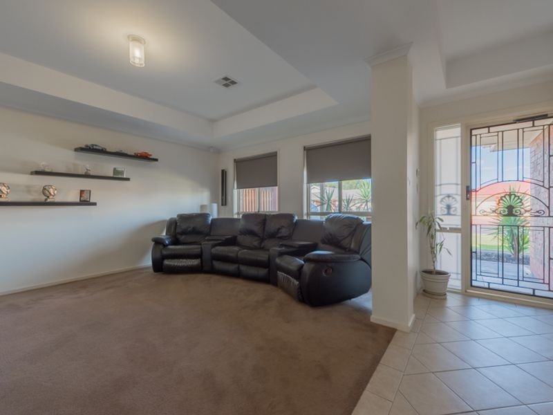 112 President Ave, Andrews Farm SA 5114