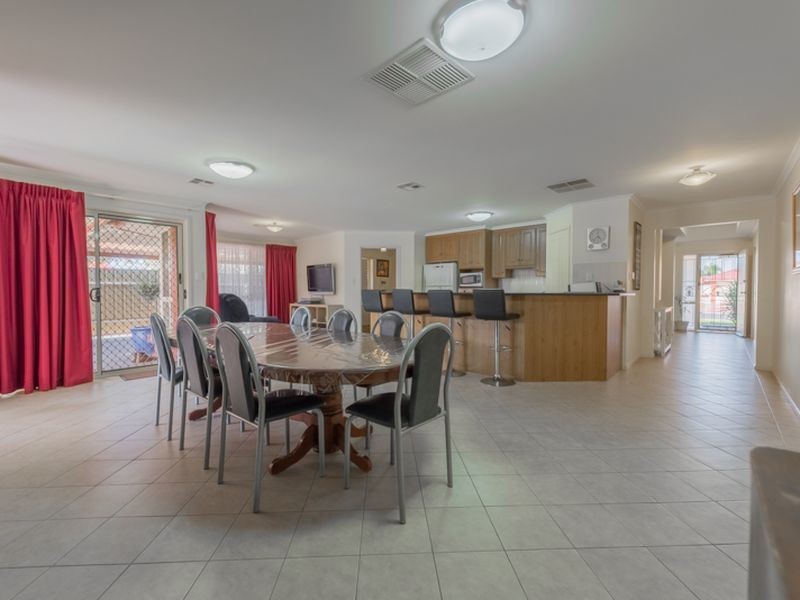 112 President Ave, Andrews Farm SA 5114