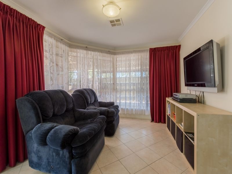 112 President Ave, Andrews Farm SA 5114