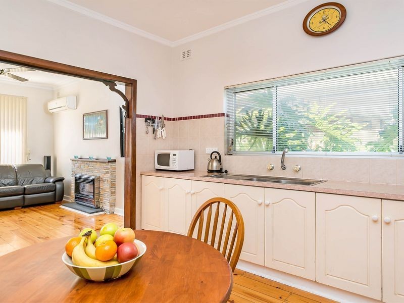 28 Morley Road, Seaton SA 5023