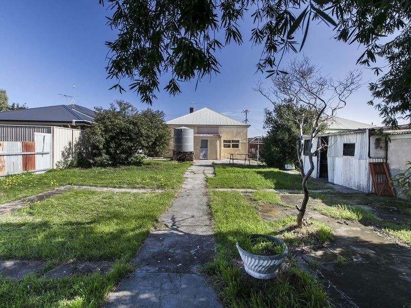 4 McInnes Terrace, Semaphore Park SA 5019