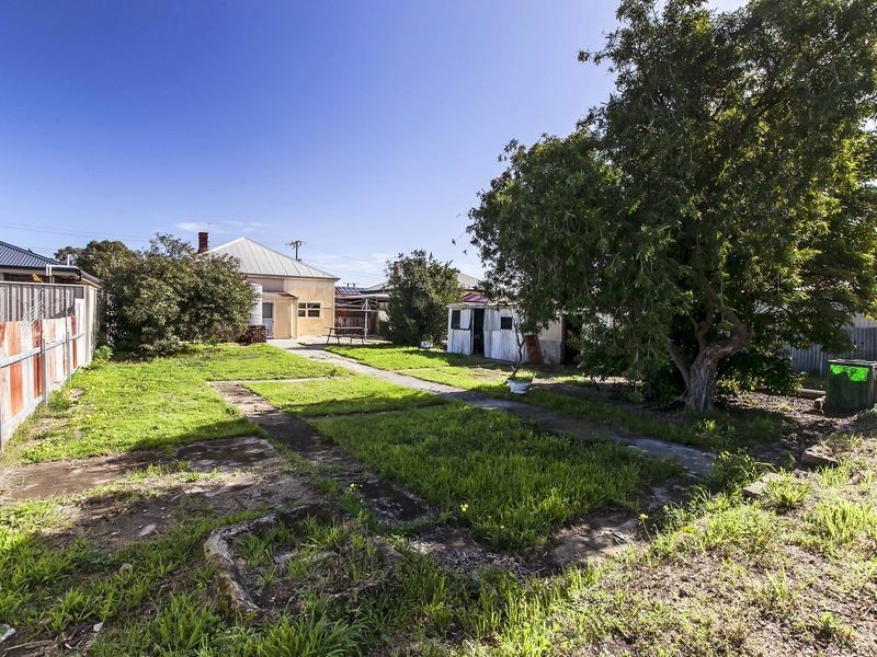4 McInnes Terrace, Semaphore Park SA 5019
