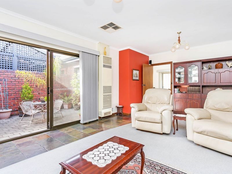 2/15 Waikiki Court, West Lakes SA 5021