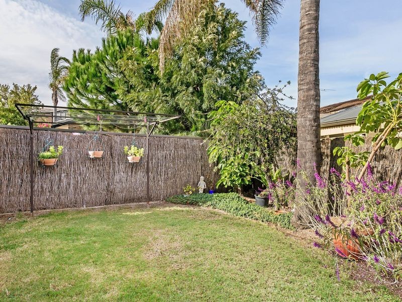 2/15 Waikiki Court, West Lakes SA 5021