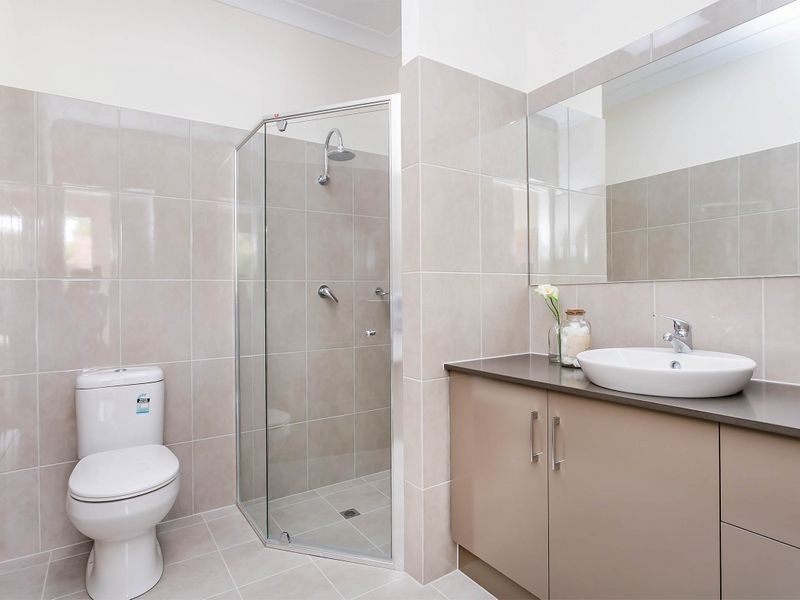 2 Sunset Crescent, Grange SA 5022