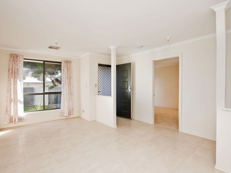 52a Newcombe Avenue, West Lakes Shore SA 5020