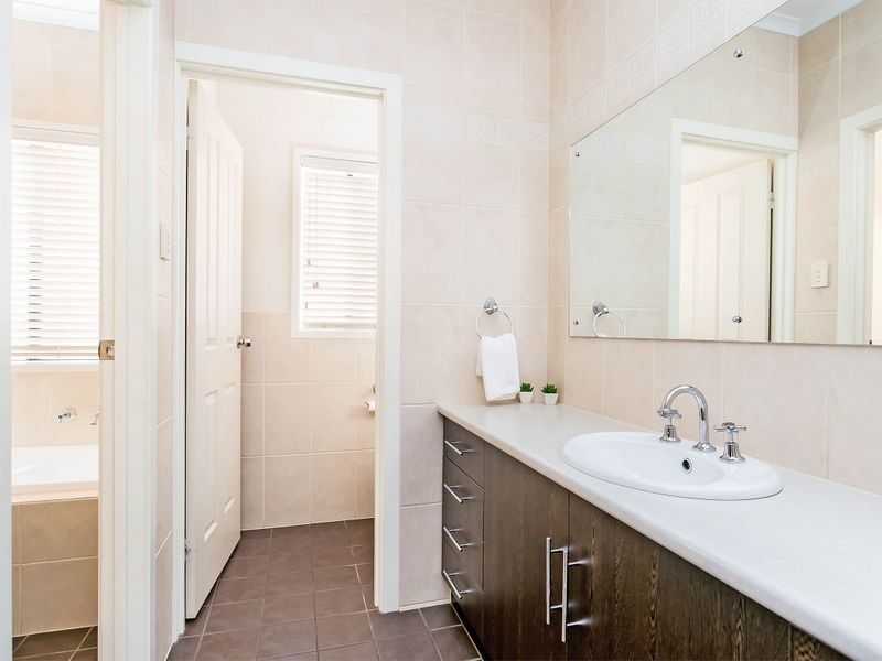 18 Selth Street, Albert Park SA 5014