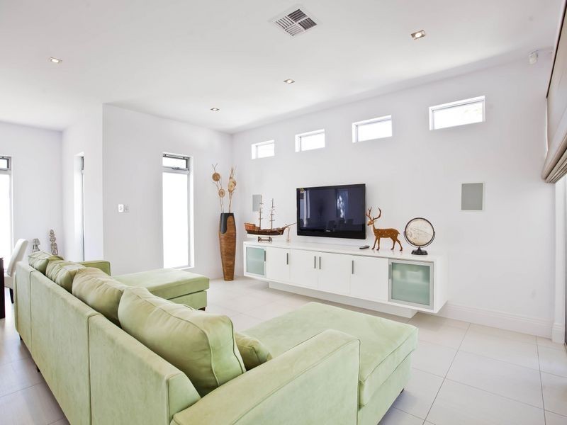 5 Colony Court, West Lakes SA 5021