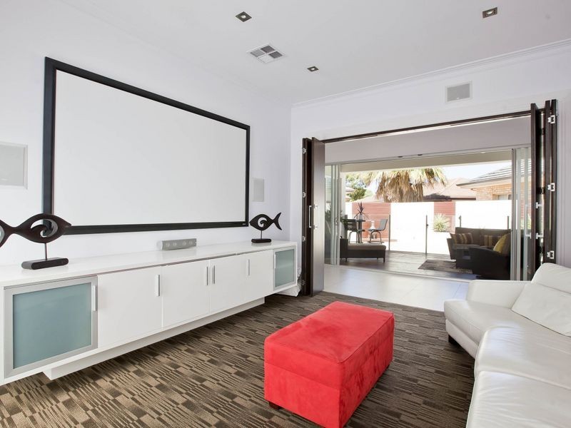 5 Colony Court, West Lakes SA 5021