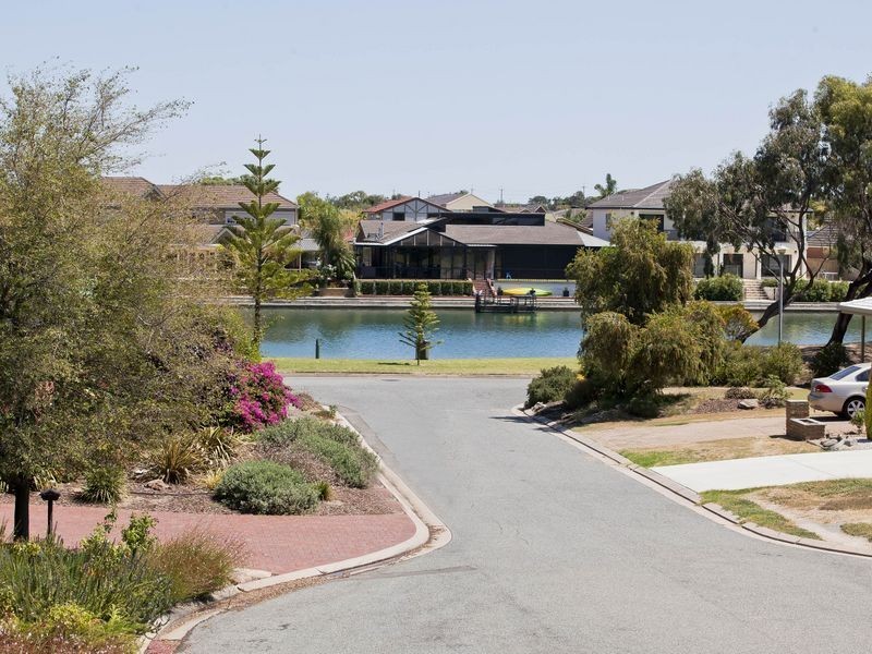 5 Colony Court, West Lakes SA 5021
