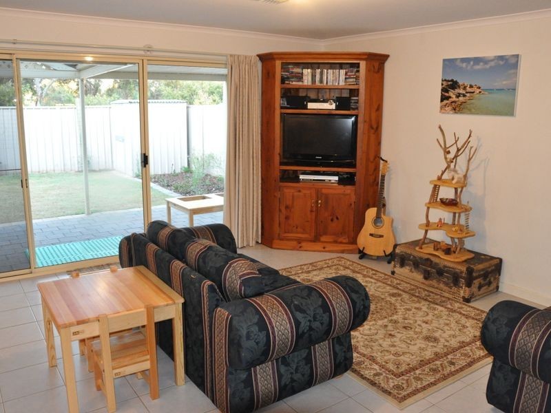 64 St James Boulevard, Brompton SA 5007
