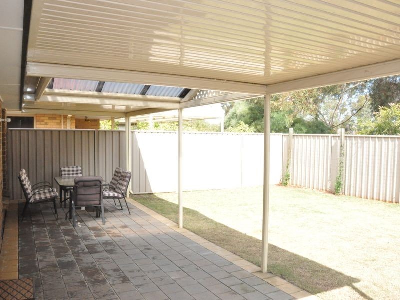 64 St James Boulevard, Brompton SA 5007