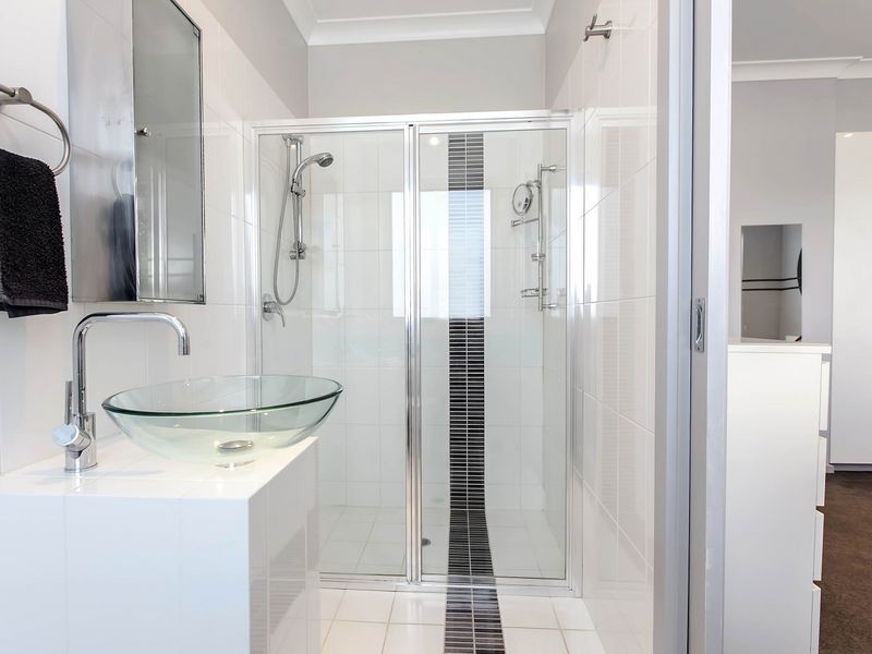 27 Ray Street, Findon SA 5023