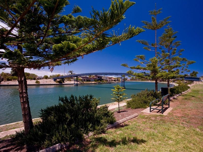 West Lakes SA 5021