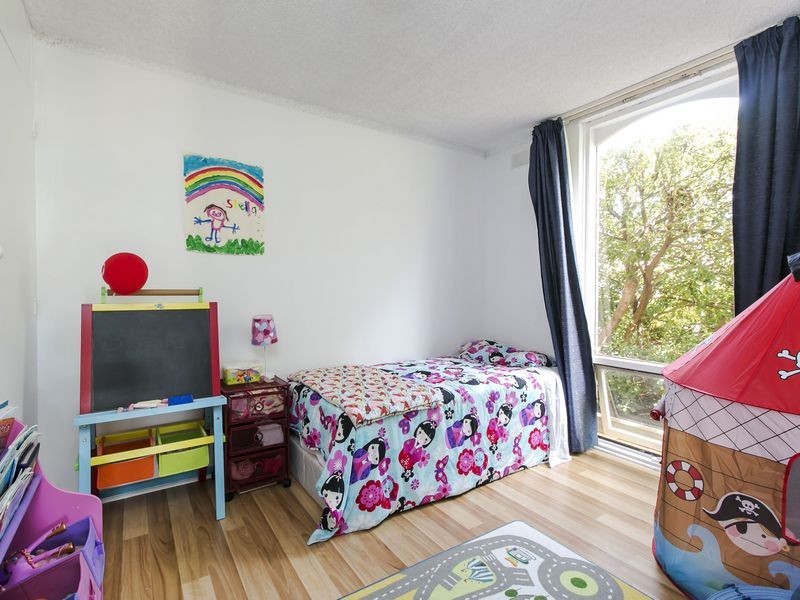 1/72 Military Road, Tennyson SA 5022