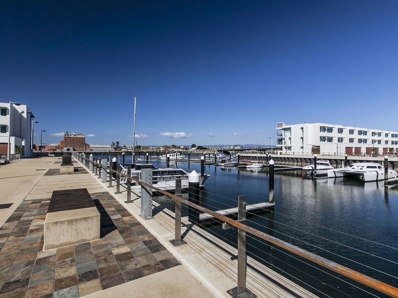 12 Karka Cove, New Port SA 5015