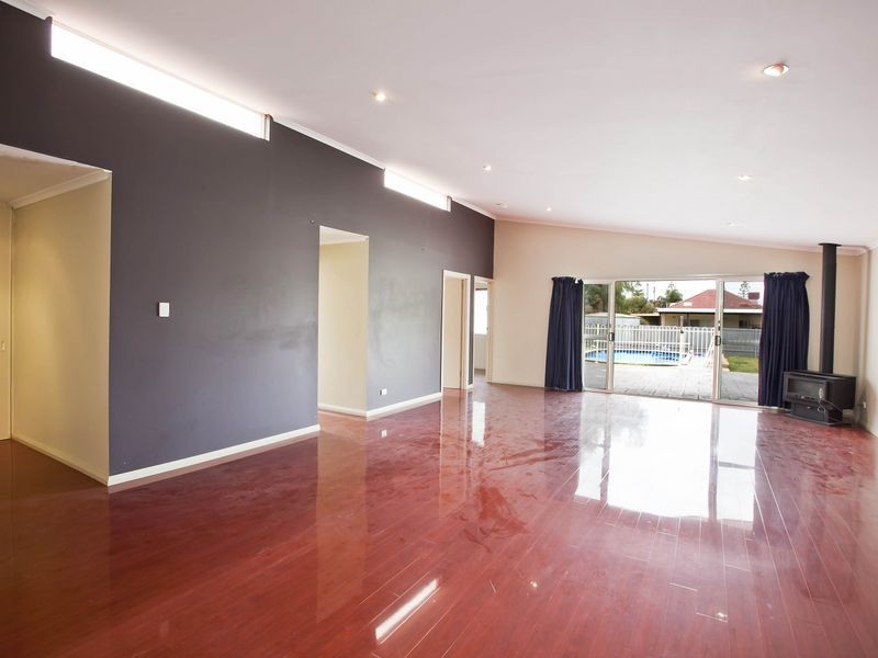 25 Kenilworth Street, Largs North SA 5016